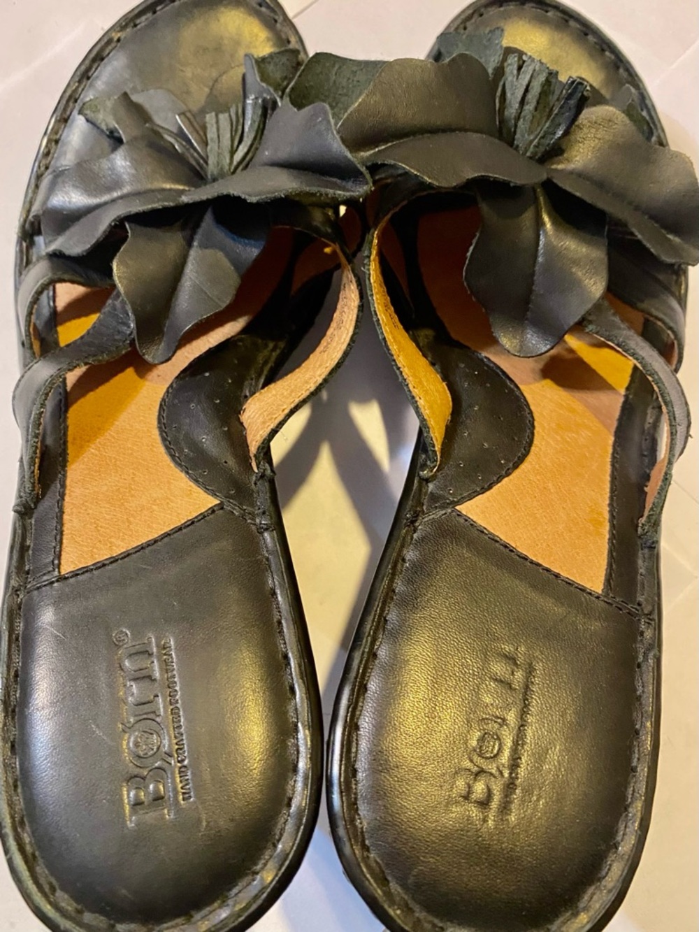 Women’s Black Born Heeled Slip On Sandals With Detail Flower Size 10 - Picture 8 of 12
